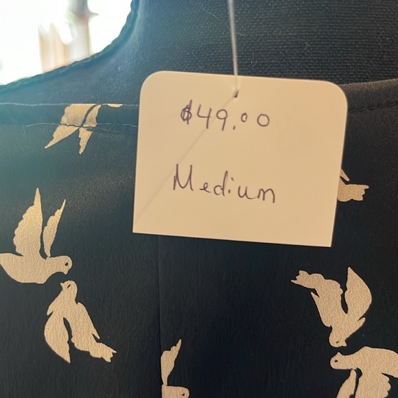 Elegant ad:hoc Dress with Belt Medium - Picture 10 of 10